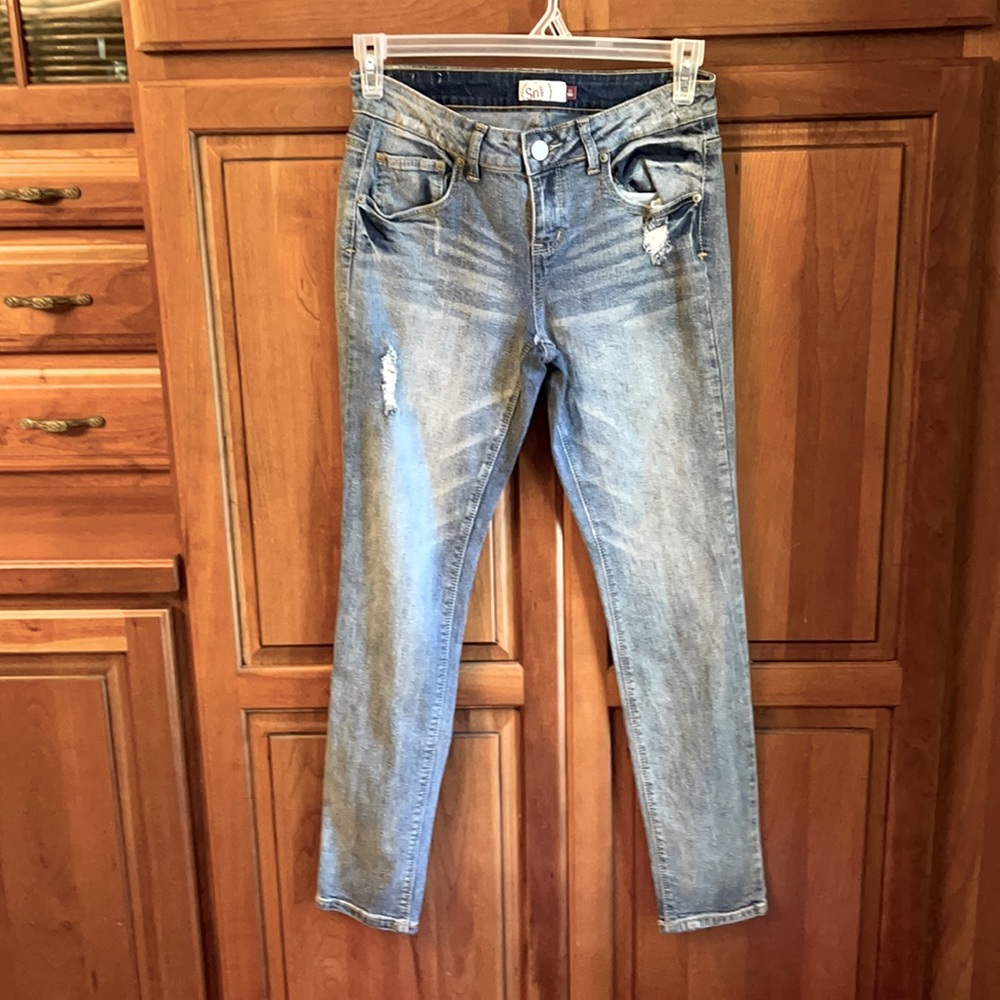 So skinny Jean